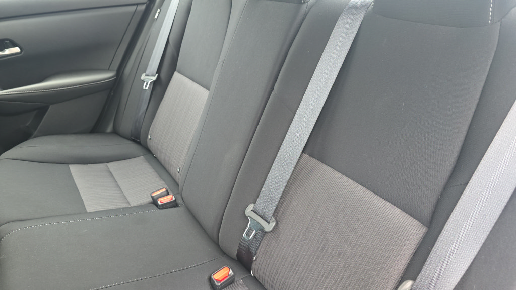 Used 2023 Nissan Sentra SV FWD image 27