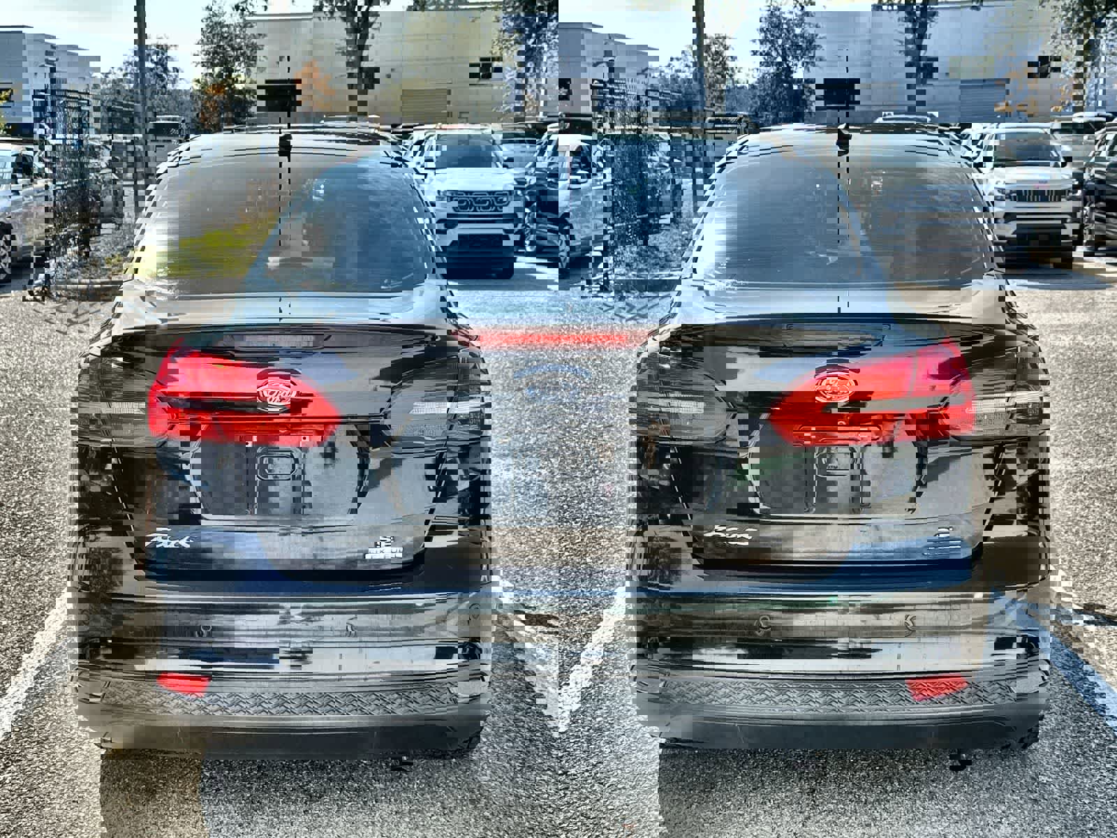 Used 2016 Ford Focus SE w/ SE Power Seat Package image 5