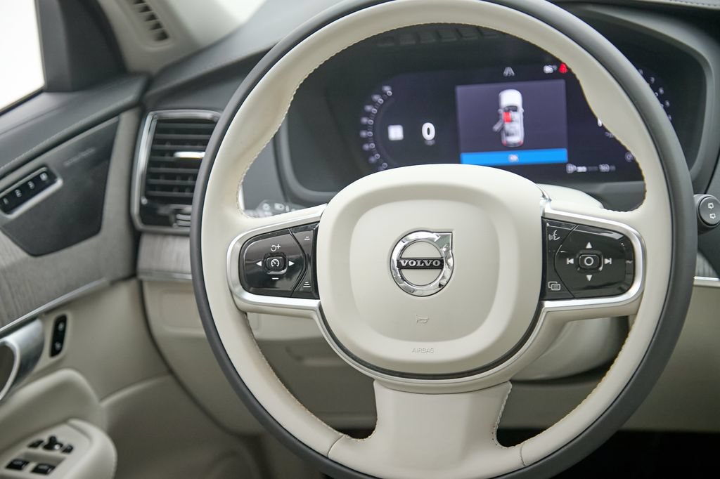 Certified 2024 Volvo XC90 B6 Ultimate w/ Protection Package Premier AWD/4WD image 28