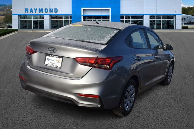 Used 2022 Hyundai Accent SE image 3