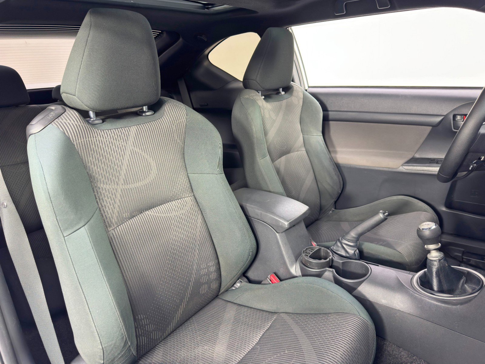 Used 2013 Scion tC image 27