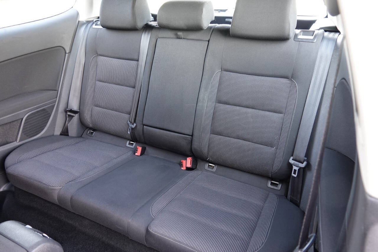 Used 2011 Volkswagen Golf TDI FWD image 60