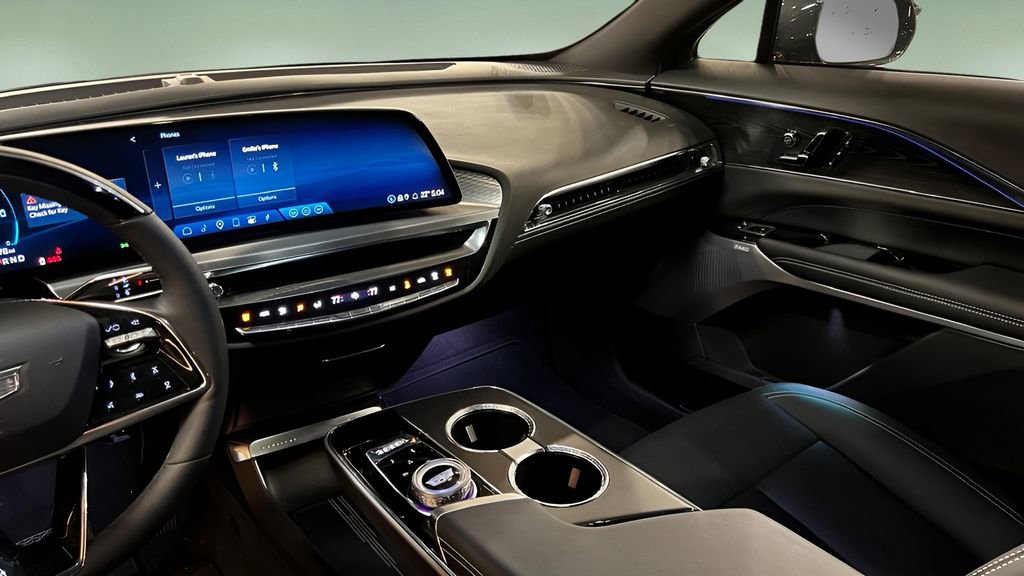 Used 2024 Cadillac Lyriq Sport w/ LPO, Floor Liner Package image 27