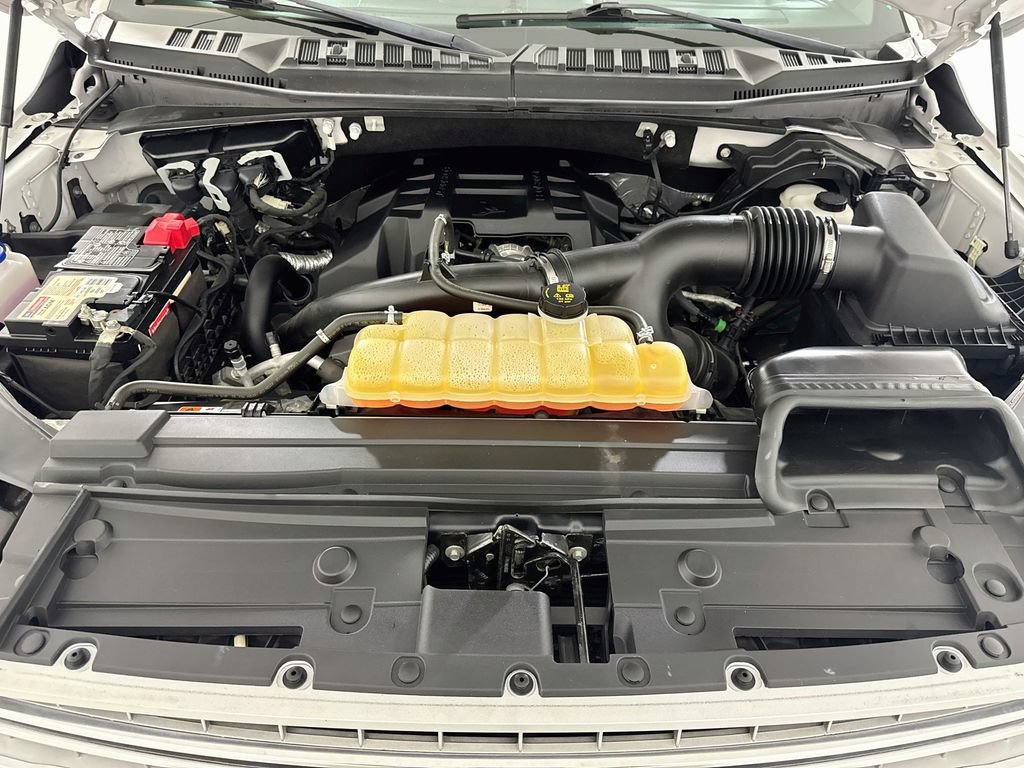 Used 2018 Ford F150 Lariat w/ Equipment Group 502A Luxury AWD/4WD image 30