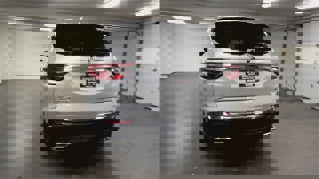 Certified 2021 Buick Enclave Essence w/ Sport Touring Edition image 7