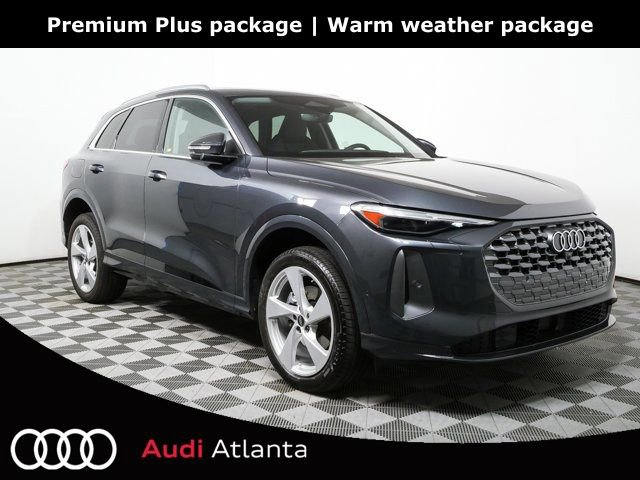 Used 2025 Audi Q5 Premium Plus w/ Premium Plus AWD/4WD image 1