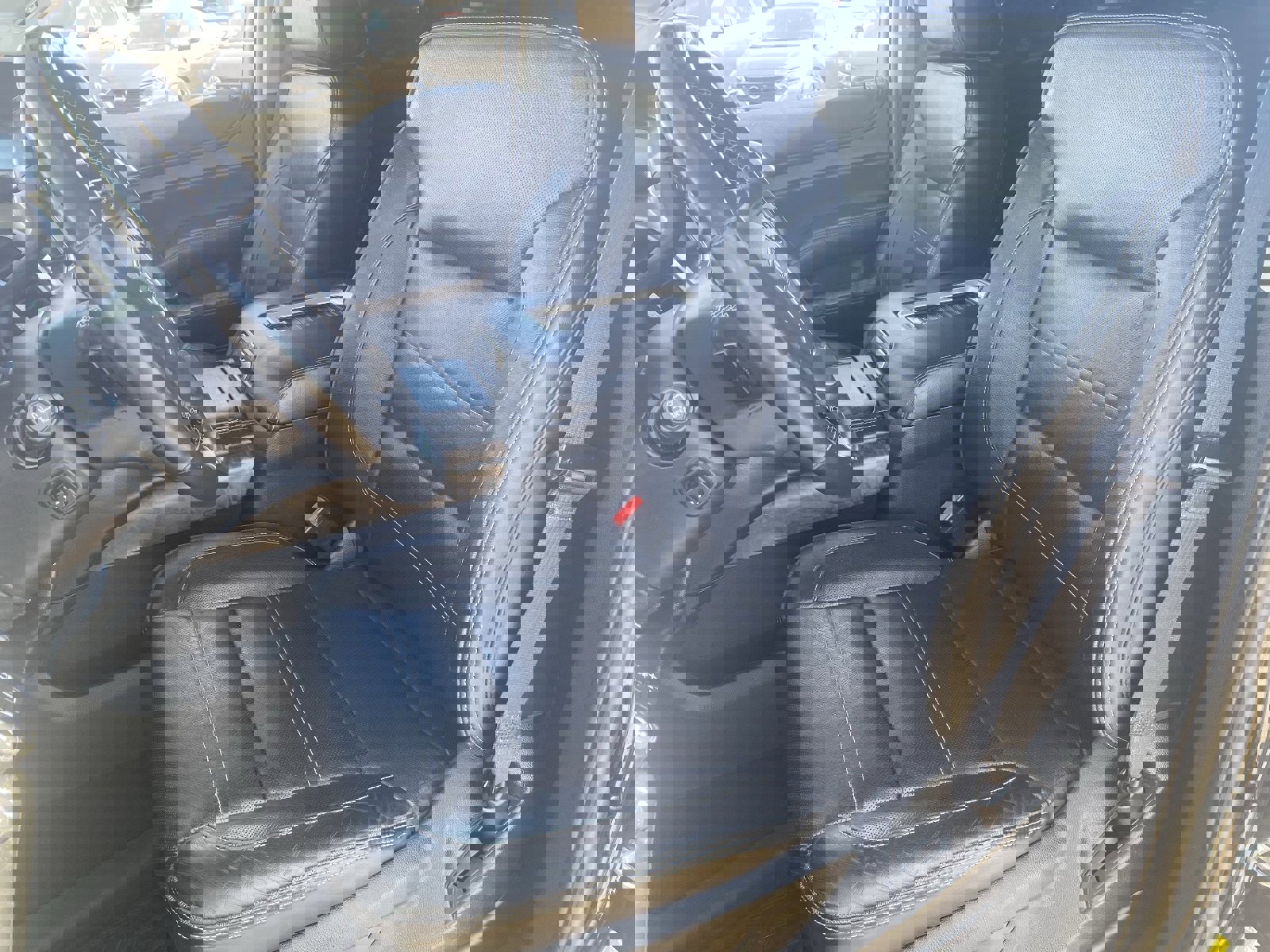 Used 2018 GMC Yukon Denali w/ Open Road Package image 21