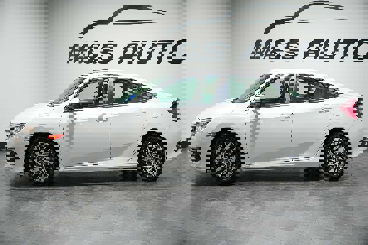 Used 2016 Honda Civic EX image 3