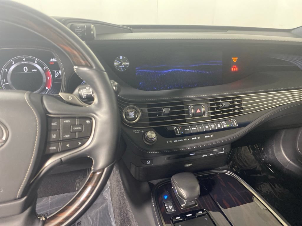 Used 2018 Lexus LS 500 AWD w/ Interior Upgrade Package image 17