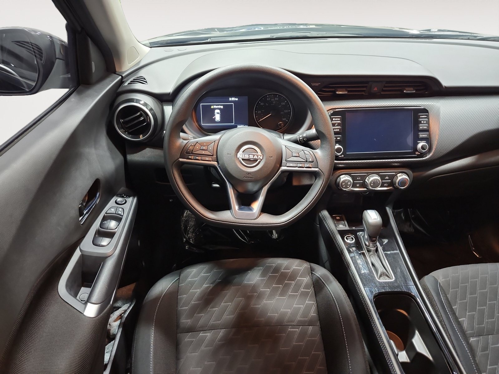 Used 2024 Nissan Kicks SV FWD image 10