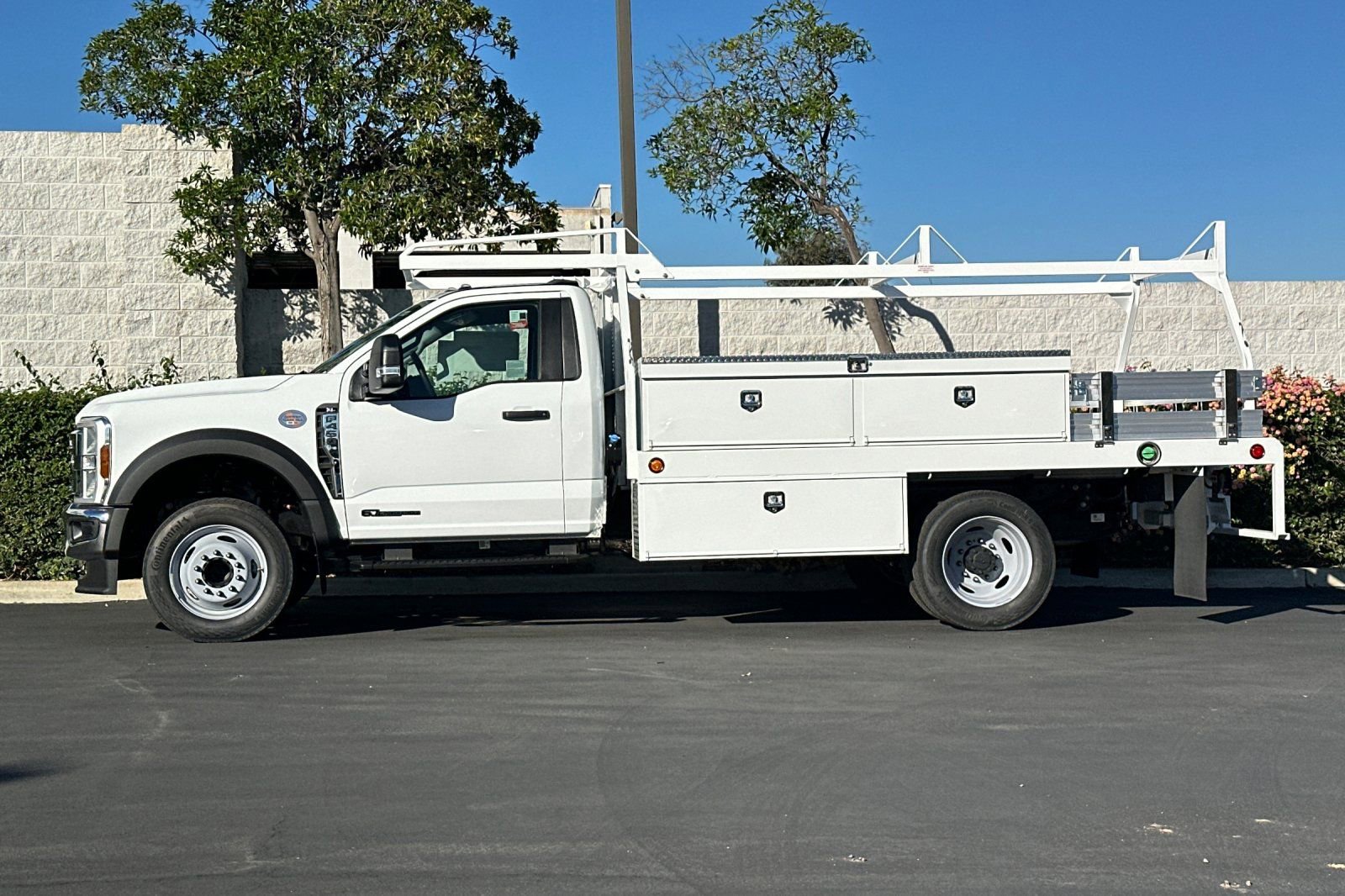 New 2026 Ford F450 XL w/ XL Chrome Package image 7