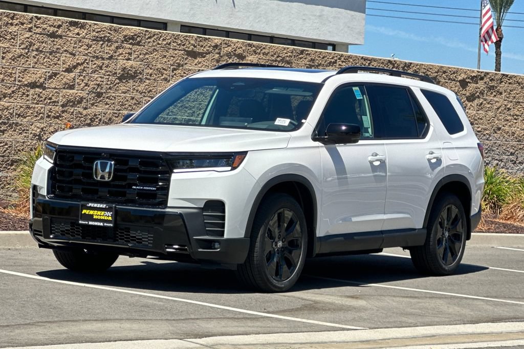 New 2026 Honda Pilot Black Edition image 8