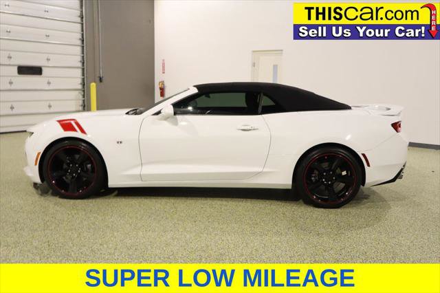 Used 2017 Chevrolet Camaro LT RWD image 4