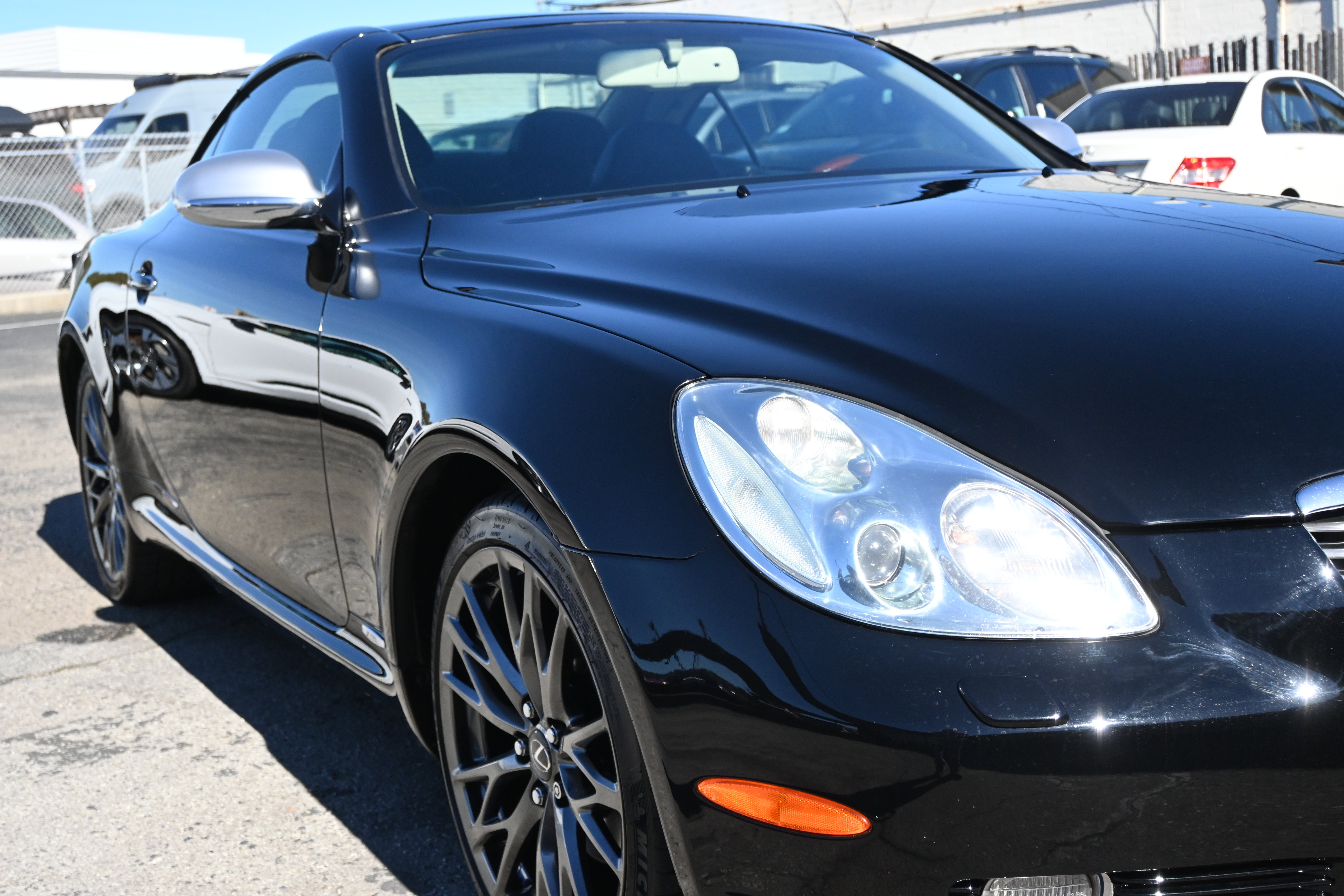 Used 2005 Lexus SC 430 Convertible image 9