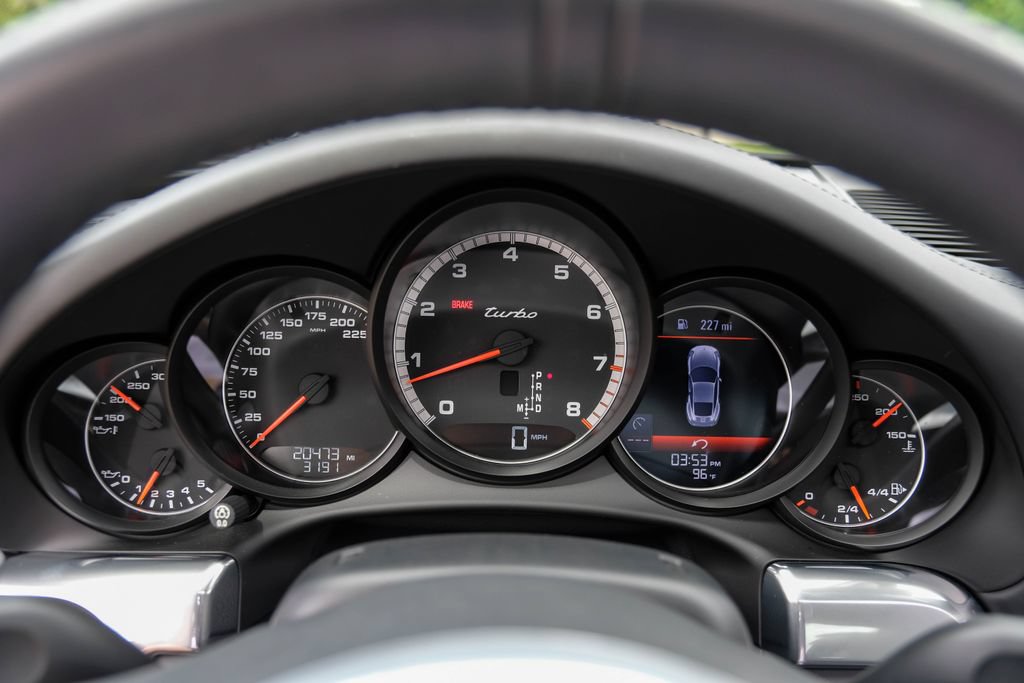 Used 2014 Porsche 911 Turbo AWD/4WD image 14