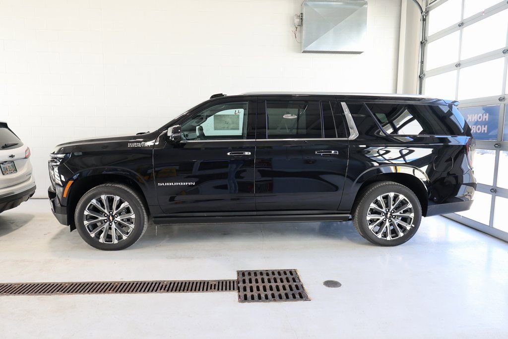 New 2025 Chevrolet Suburban High Country image 7