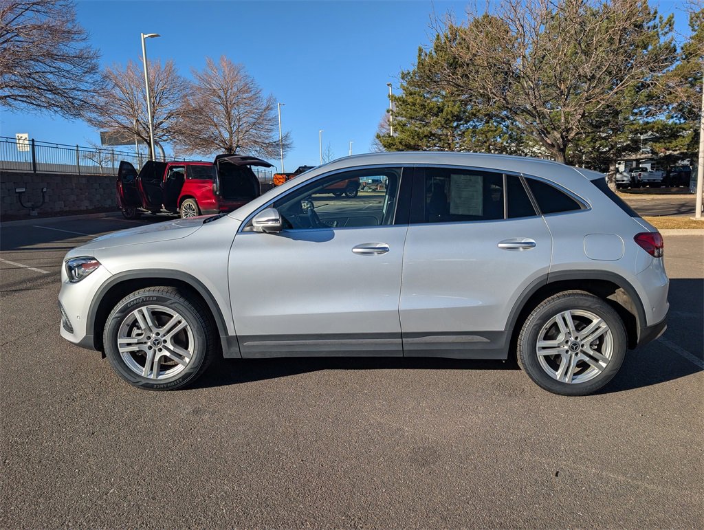 Used 2022 Mercedes-Benz GLA 250 4MATIC image 2