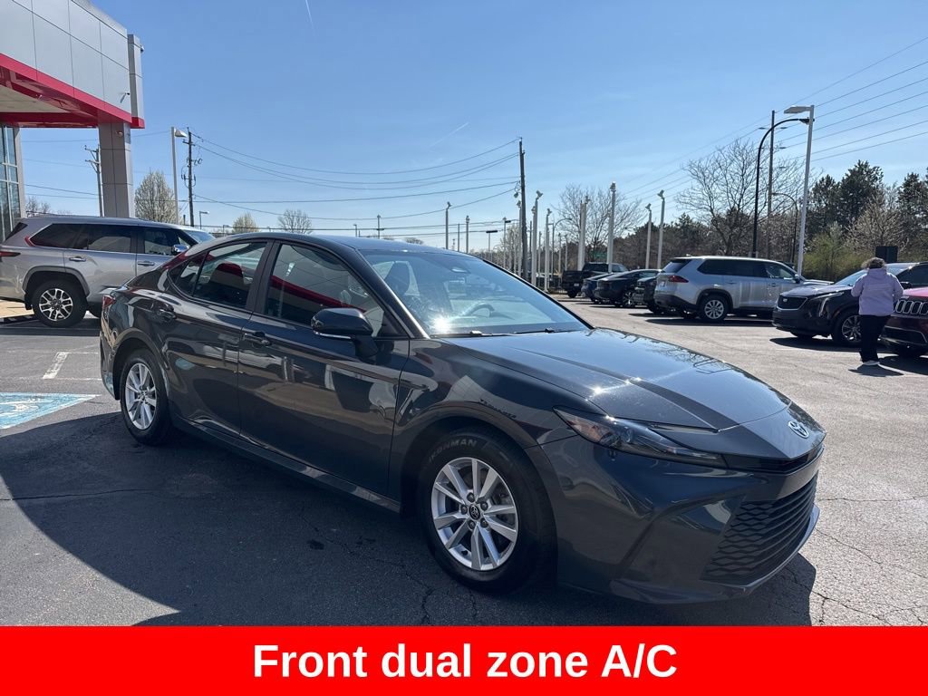 Used 2025 Toyota Camry LE FWD image 8