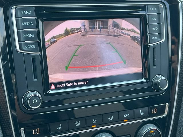 Used 2018 Volkswagen Passat 3.6 FWD image 22