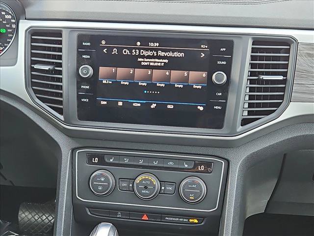 Used 2021 Volkswagen Atlas Cross Sport SE w/ Panoramic Sunroof Package FWD image 19