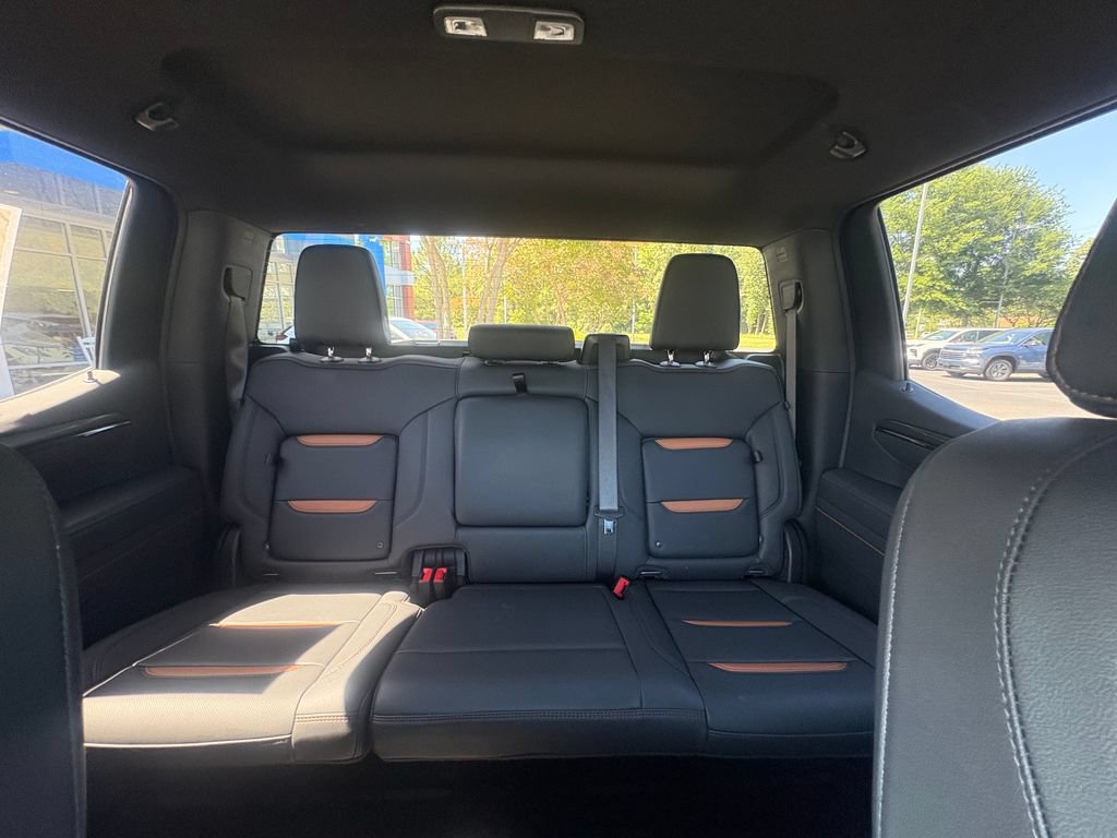 Used 2025 GMC Sierra 1500 AT4 AWD/4WD image 13