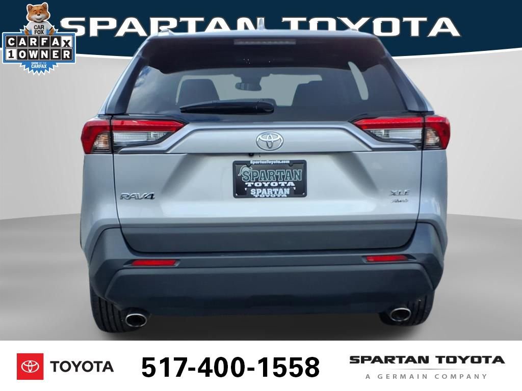 Used 2025 Toyota RAV4 XLE AWD/4WD image 10