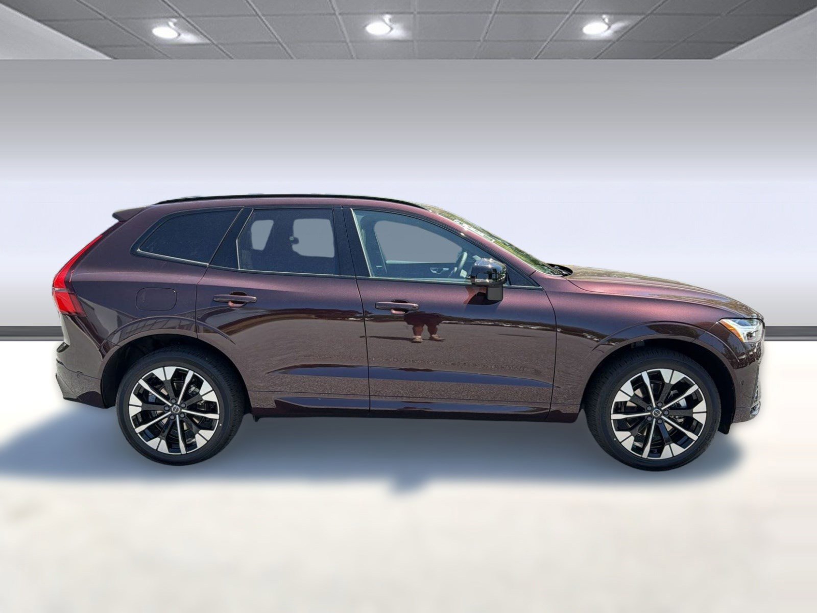 New 2026 Volvo XC60 B5 Plus w/ Climate Package AWD/4WD image 8