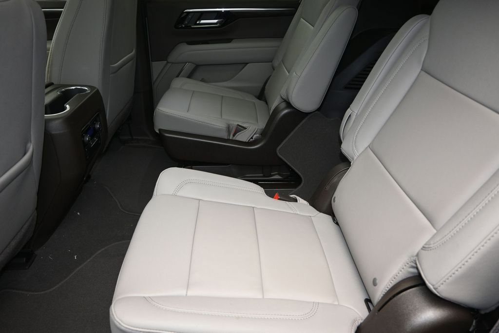 New 2026 Chevrolet Tahoe Z71 w/ Comfort Package AWD/4WD image 16