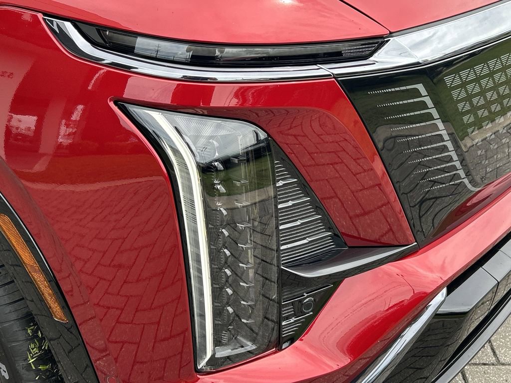 New 2026 Cadillac Vistiq Sport image 7