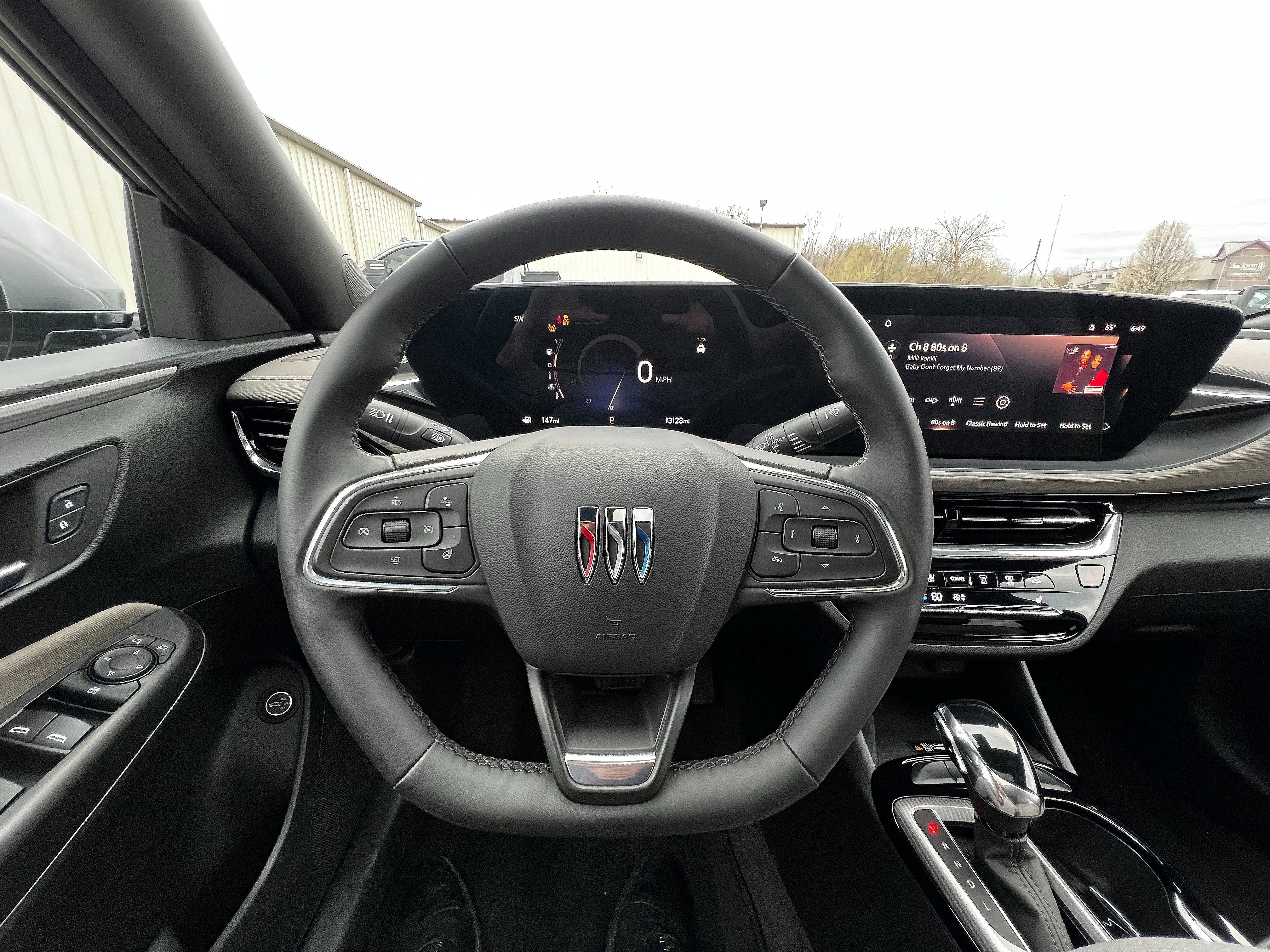 Used 2024 Buick Envista Avenir image 10