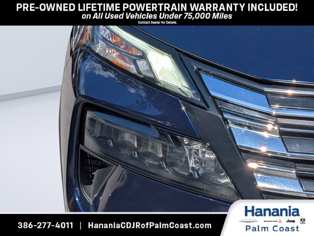 Used 2025 Nissan Rogue SV FWD image 8