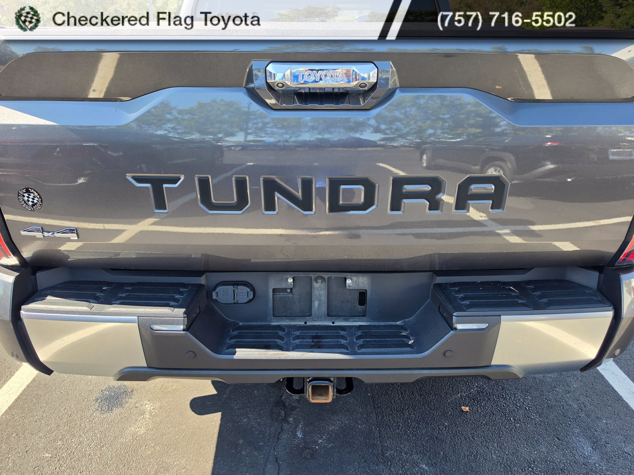 Used 2024 Toyota Tundra Limited AWD/4WD image 8
