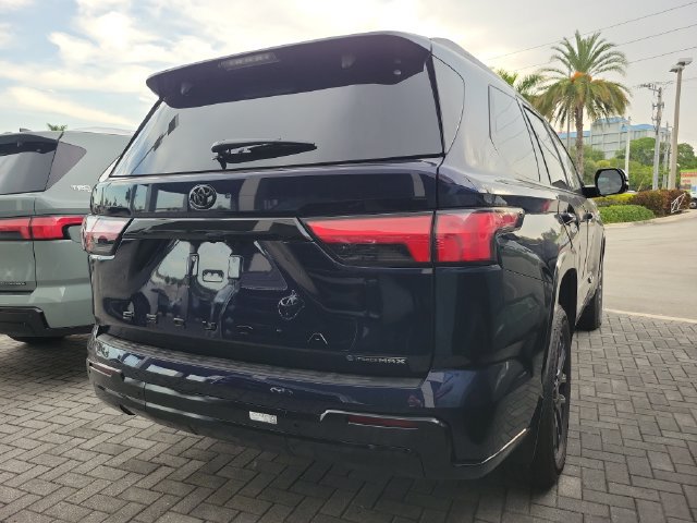 New 2026 Toyota Sequoia Platinum AWD/4WD image 4