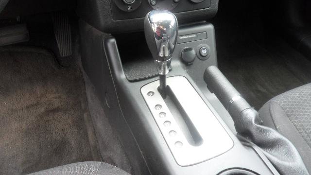 Used 2006 Pontiac G6 Sedan w/ Premium Value Package image 26