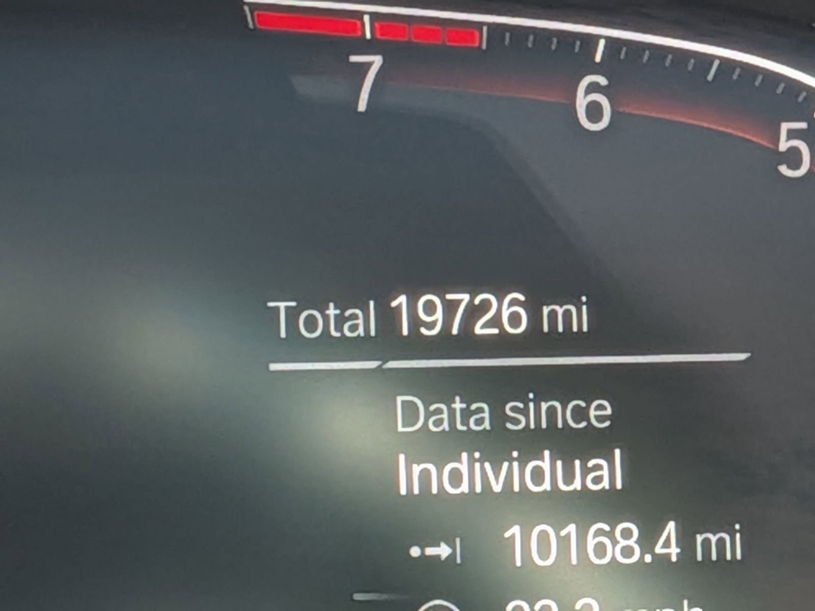 Used 2022 BMW 740i xDrive w/ M Sport Package image 21