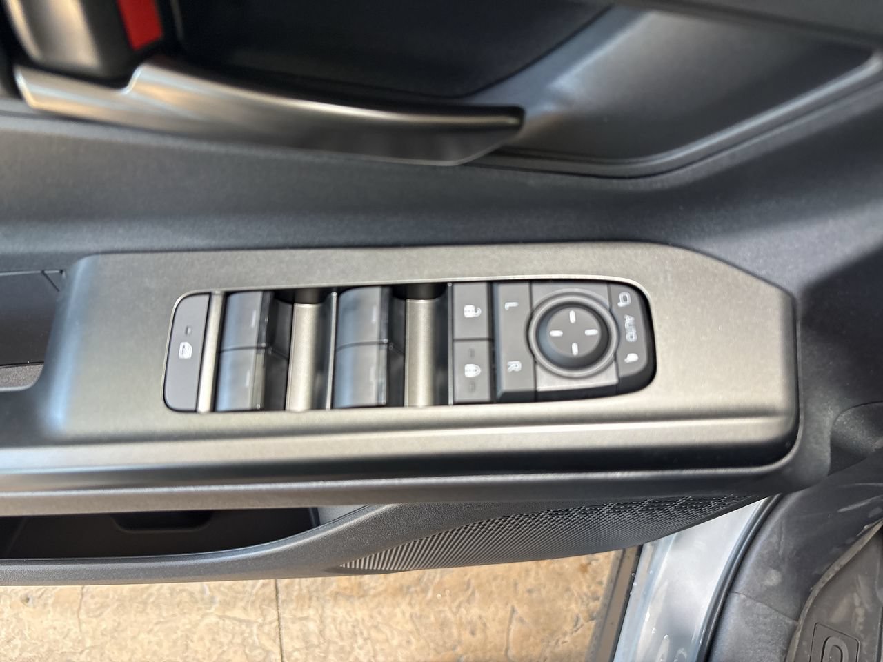New 2026 Toyota C-HR AWD/4WD image 13