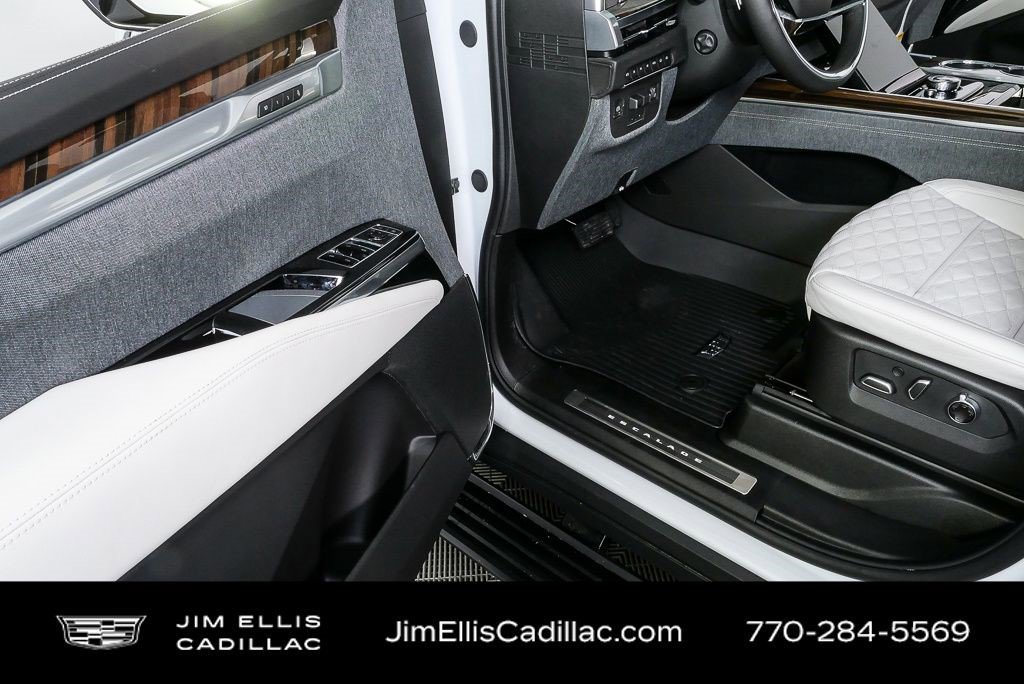 Certified 2026 Cadillac Escalade ESV Platinum Sport w/ LPO, ONYX Package image 8
