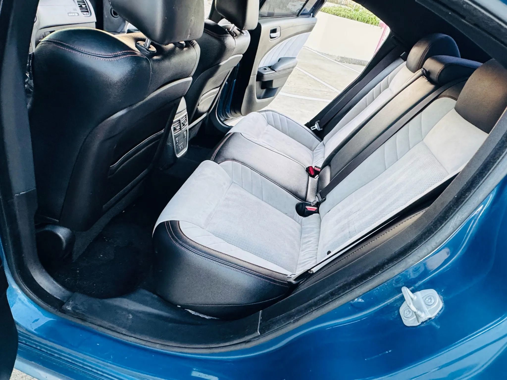 Used 2020 Dodge Charger Scat Pack w/ Dynamics Package image 15