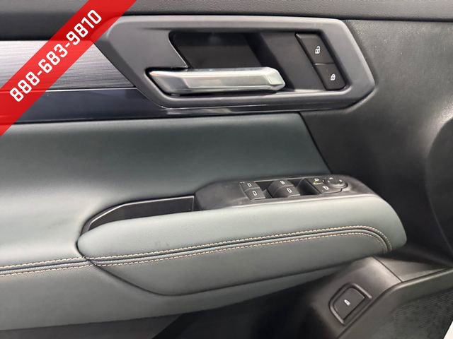 New 2026 GMC Terrain AT4 w/ LPO, Black Badging Package image 26