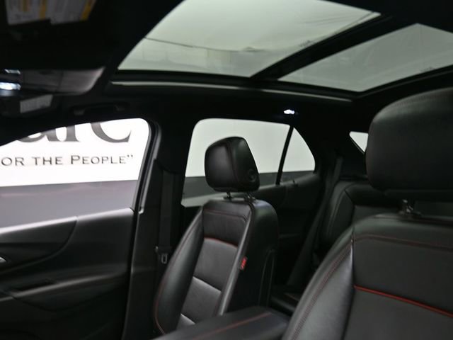 Used 2023 Chevrolet Equinox RS w/ RS Leather Package image 17