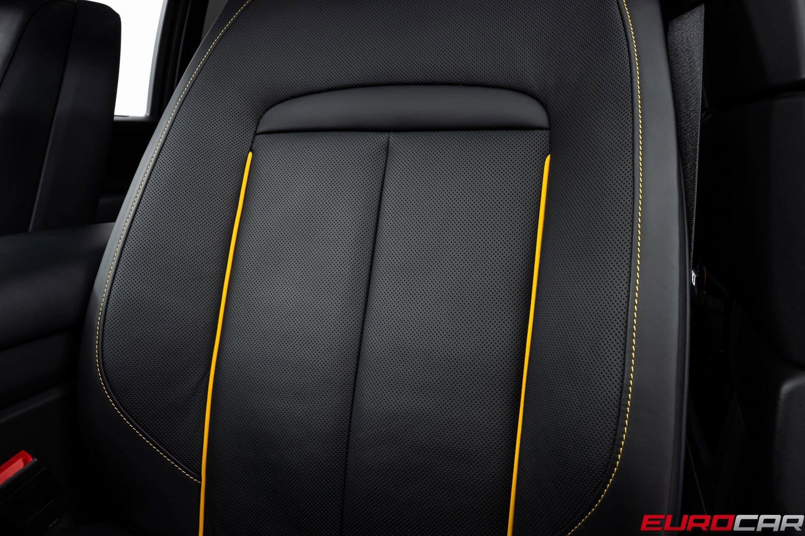 Used 2024 Rolls-Royce Cullinan image 42