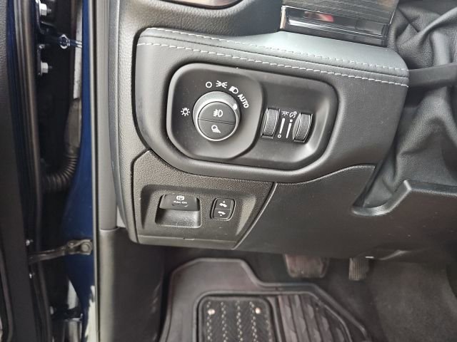 Used 2022 RAM 1500 Limited AWD/4WD image 13