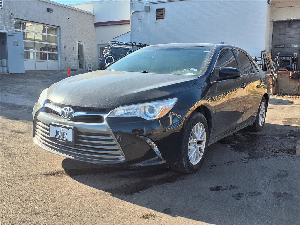Used 2017 Toyota Camry LE image 31