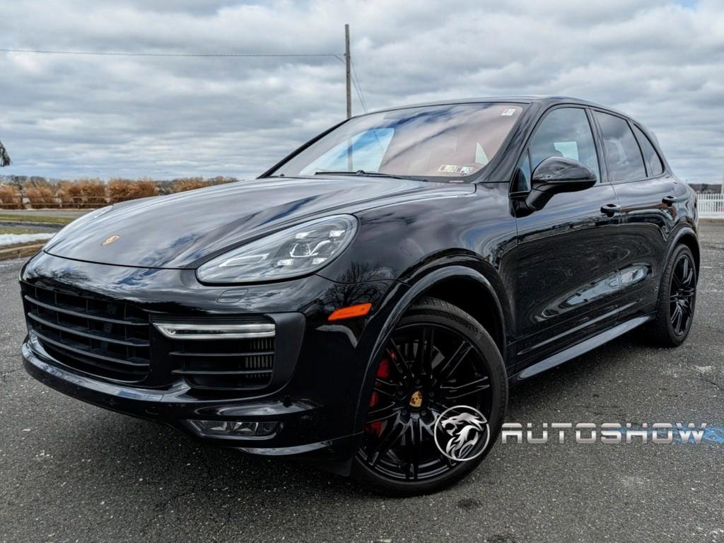 Used 2016 Porsche Cayenne GTS image 1