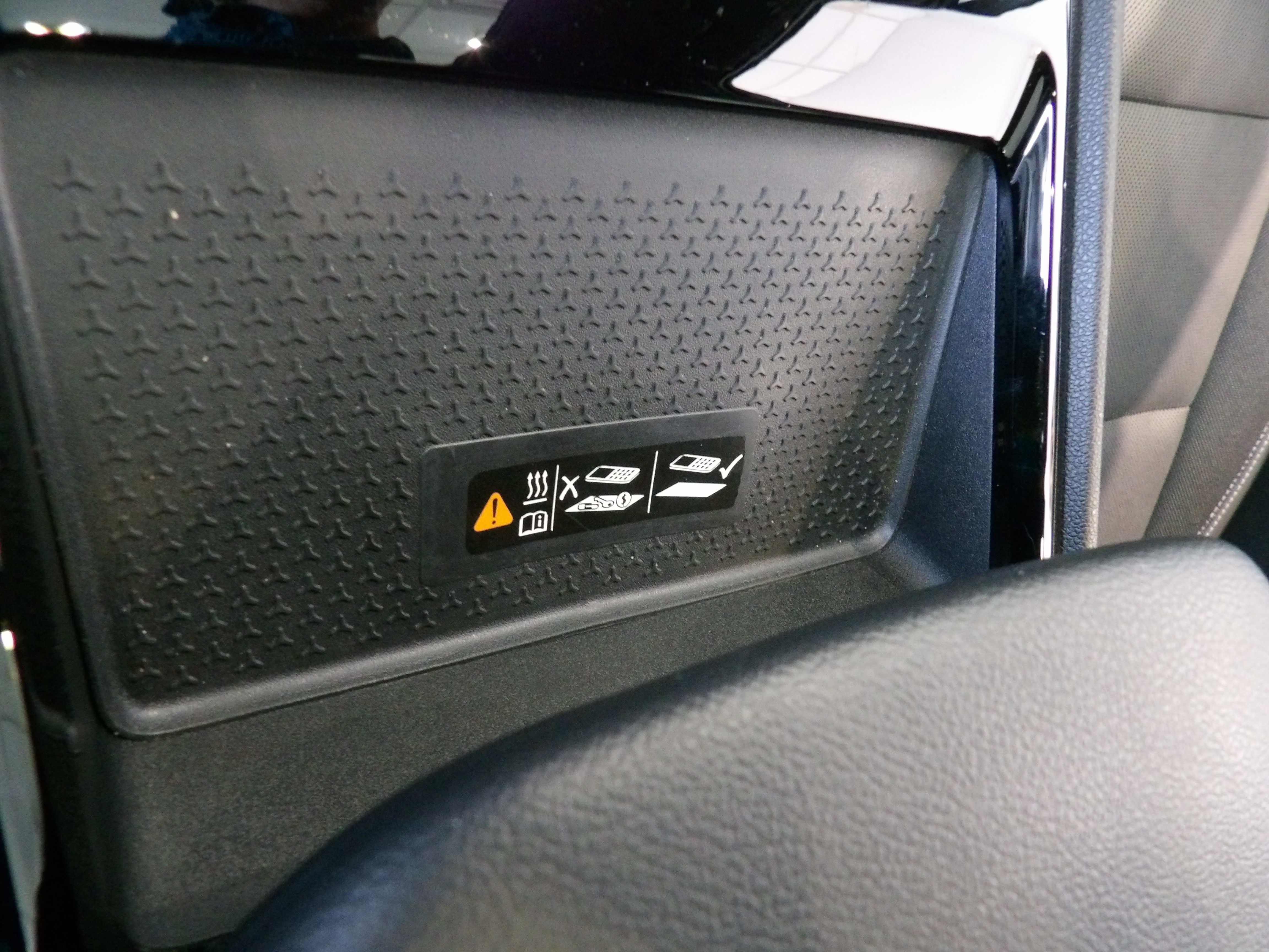 Used 2024 Chevrolet Blazer EV LT AWD/4WD image 15