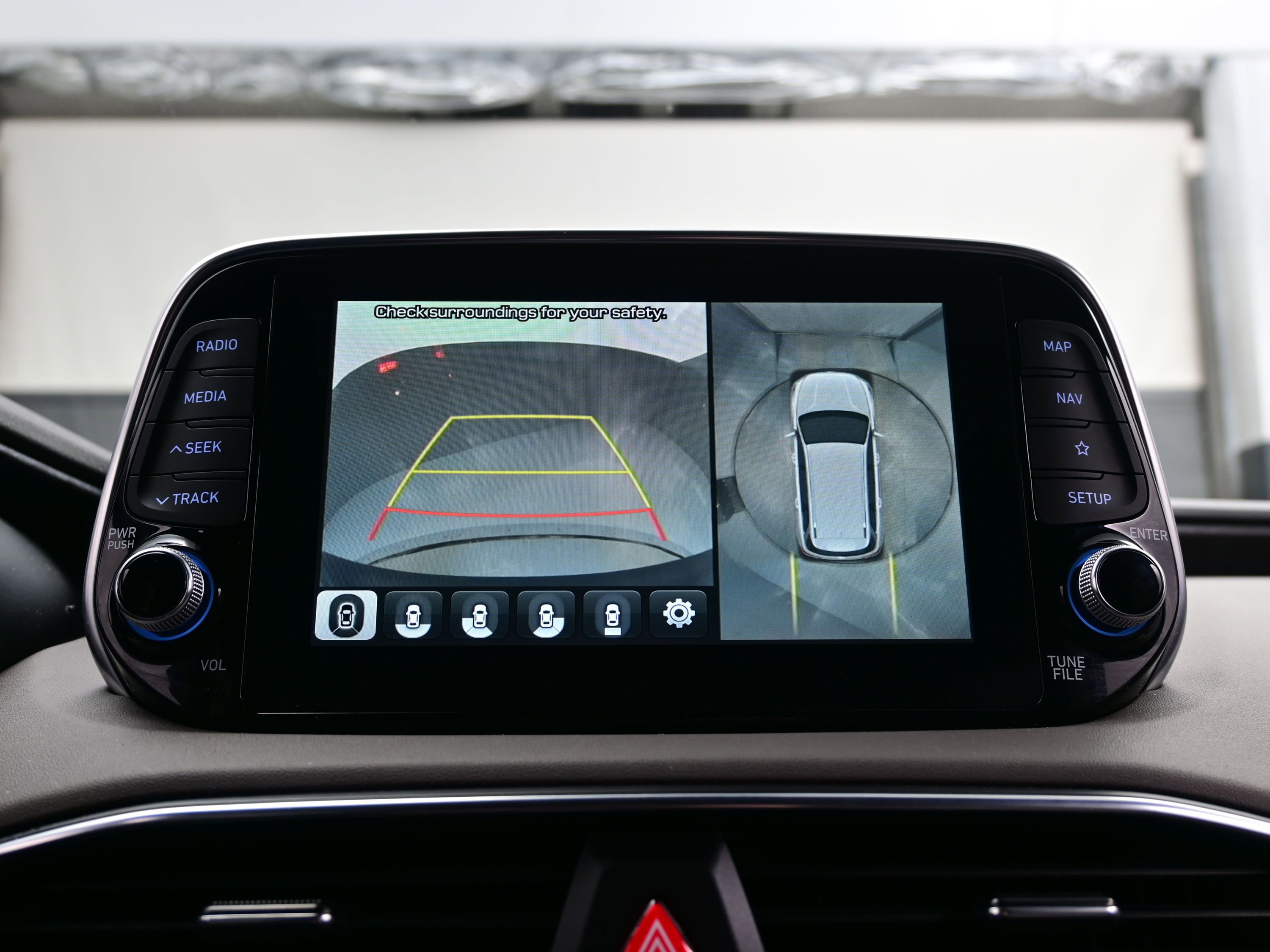 Used 2020 Hyundai Santa Fe Limited image 19