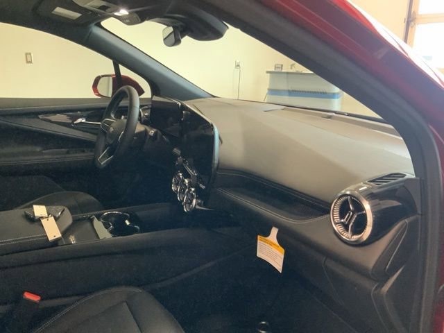 New 2025 Chevrolet Blazer EV LT AWD/4WD image 33