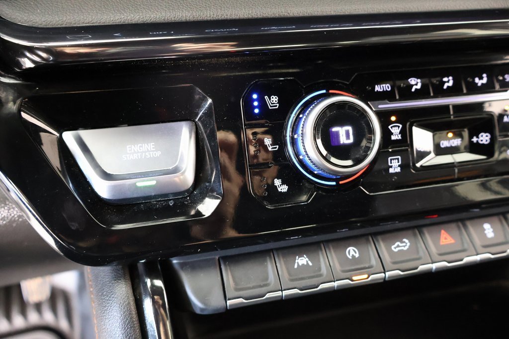 Used 2022 GMC Sierra 1500 AT4 w/ AT4 Preferred Package image 7