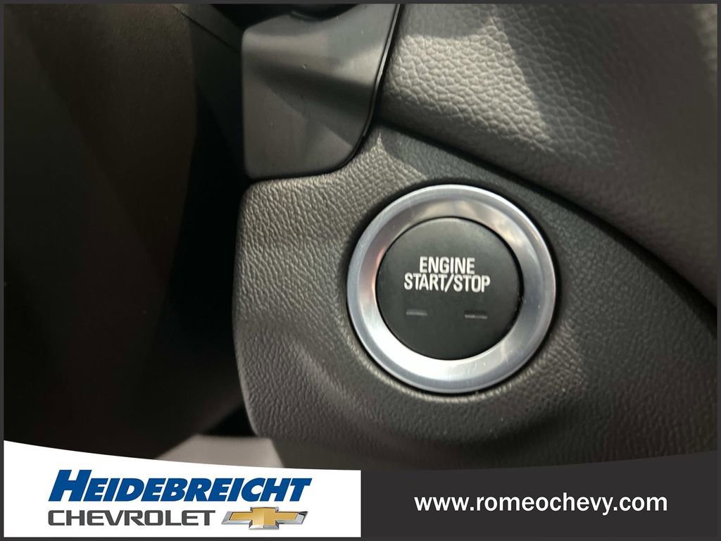 Certified 2024 Chevrolet Equinox LT w/ LPO, Floor Liner Package image 28