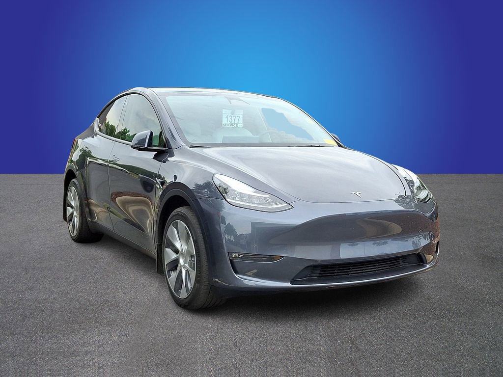 Used 2023 Tesla Model Y Long Range AWD/4WD image 2